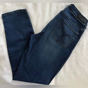 CALVIN KLEIN WOMEN’S DARK BLUE ULTIMAR SKINNY JEANS